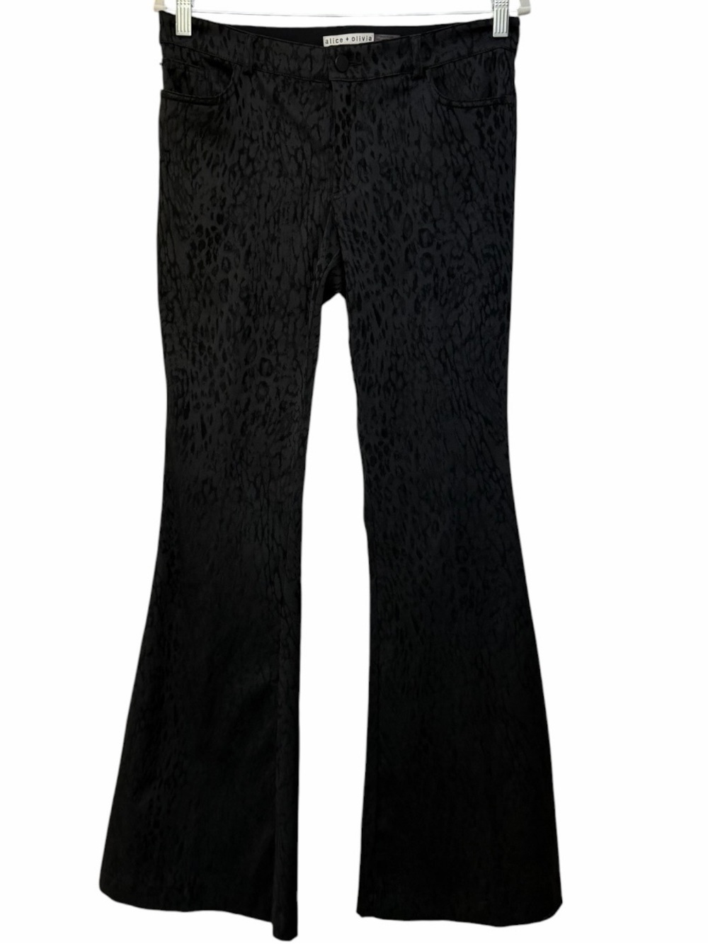 Alice + Olivia Black Animal Leopard Jacquard Flare Pants Size 6 - Picture 3 of 15